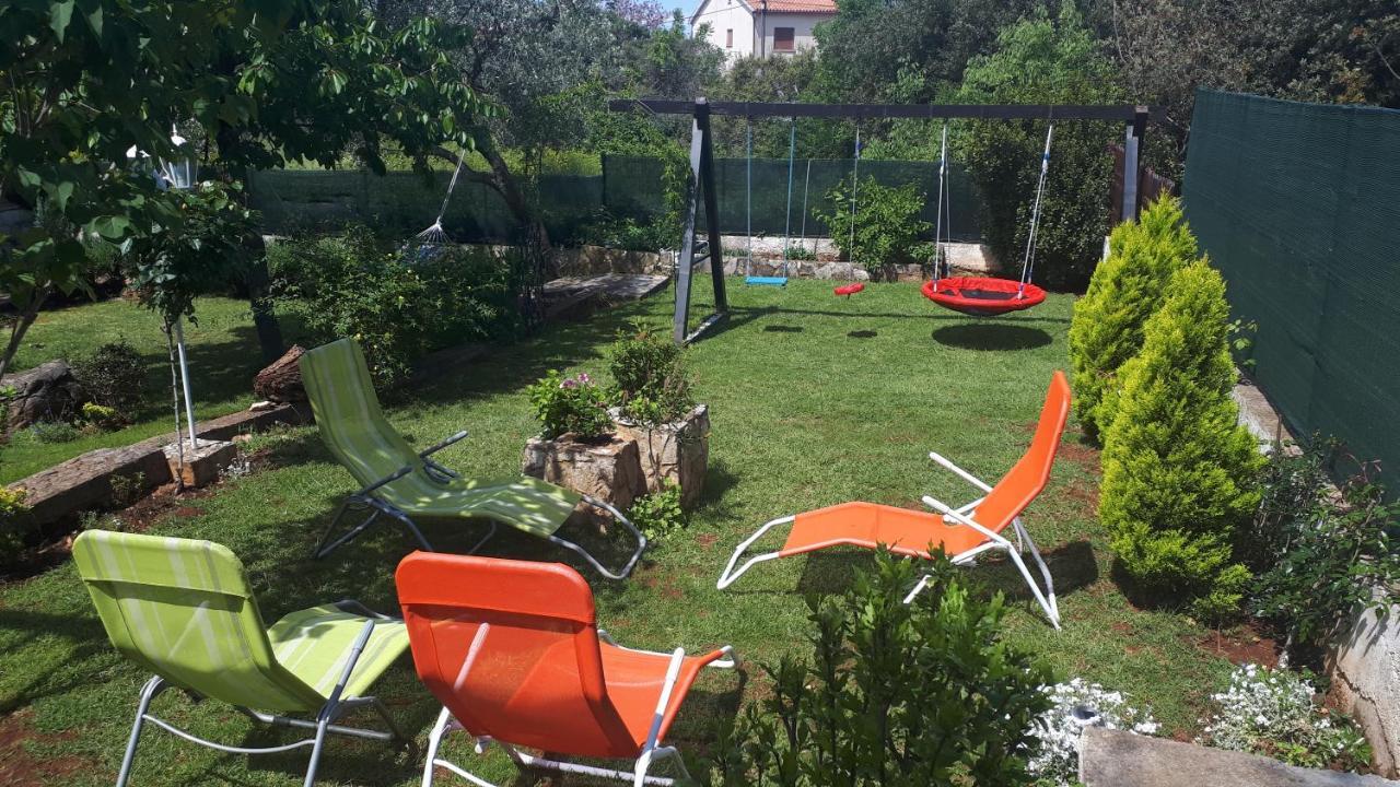 Pinzan A Stones Throw From The Pula